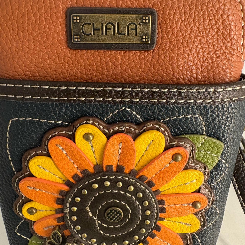 Chala Black and Brown Crossbody Bag with Sunflower Design - Picture 2 of 4